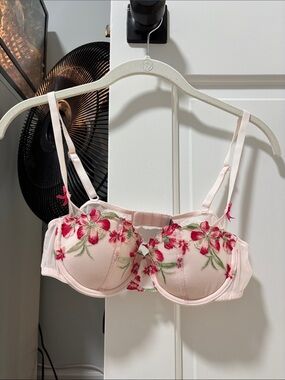 Victoria's Secret Pink Floral Embroidered Balconette Bra